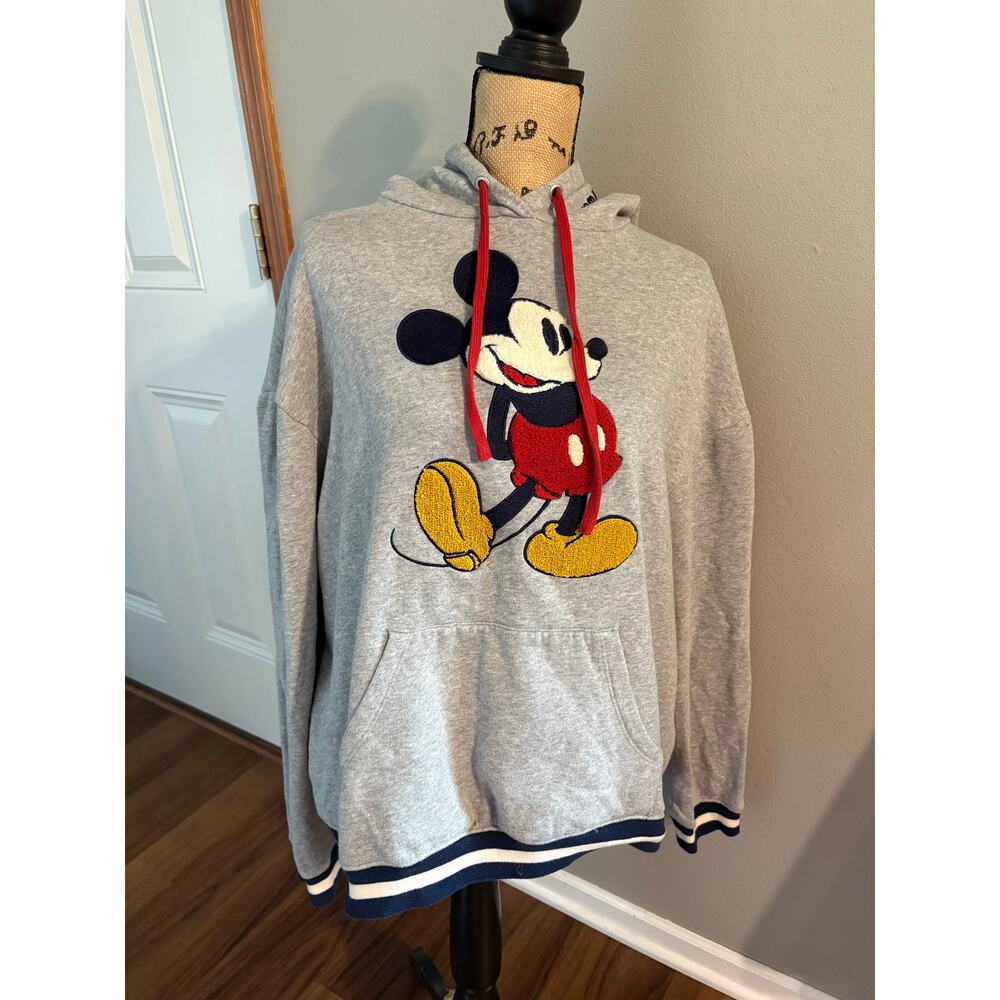 Walt Disney World Mickey Mouse Hoodie for Adults Size Large Unisex(06/09/2025)